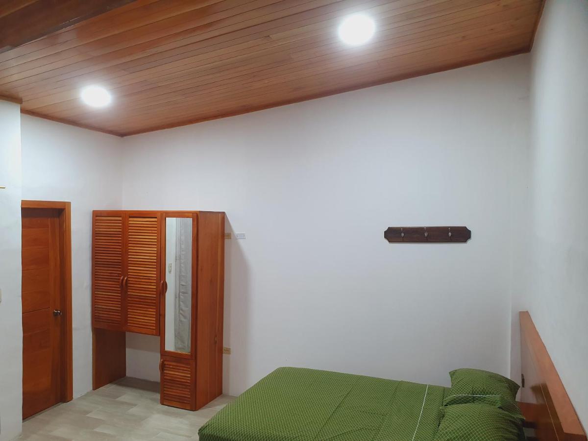 Suite Amoblada En Santa Cruz Puerto Ayora  Exterior photo